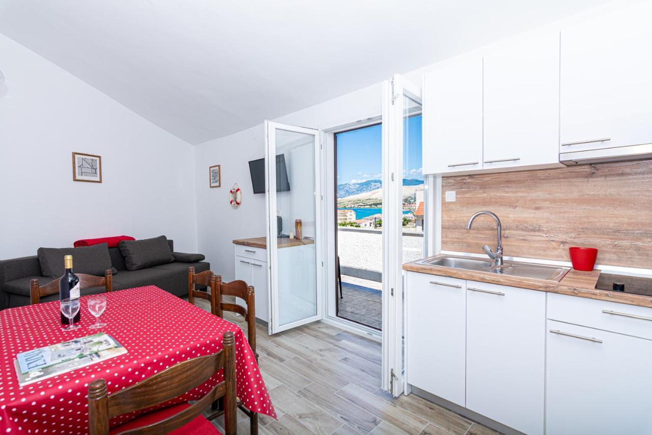 Apartment Plemic Đảo Pag Ngoại thất bức ảnh