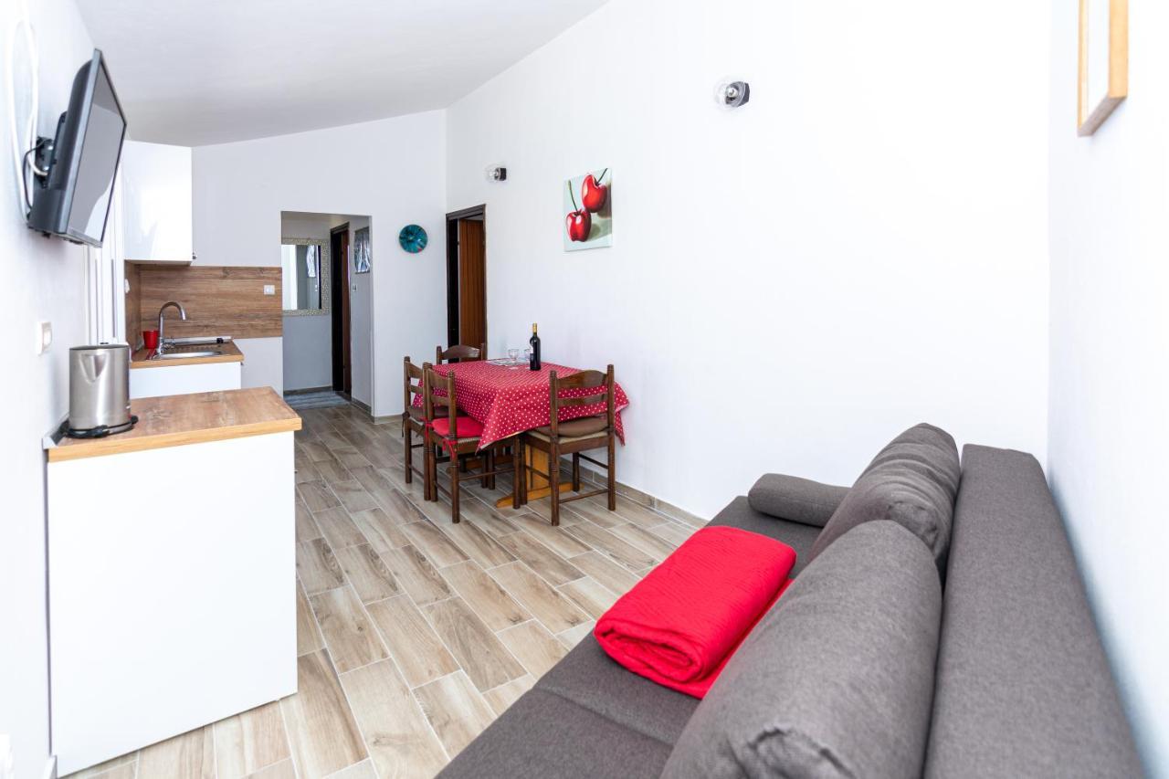Apartment Plemic Đảo Pag Ngoại thất bức ảnh