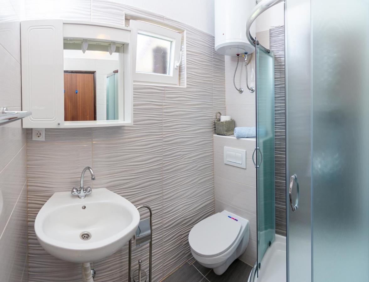 Apartment Plemic Đảo Pag Ngoại thất bức ảnh