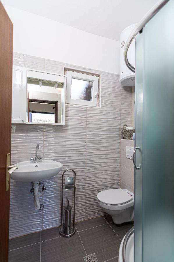 Apartment Plemic Đảo Pag Ngoại thất bức ảnh