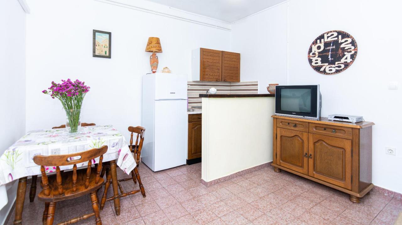 Apartment Plemic Đảo Pag Ngoại thất bức ảnh