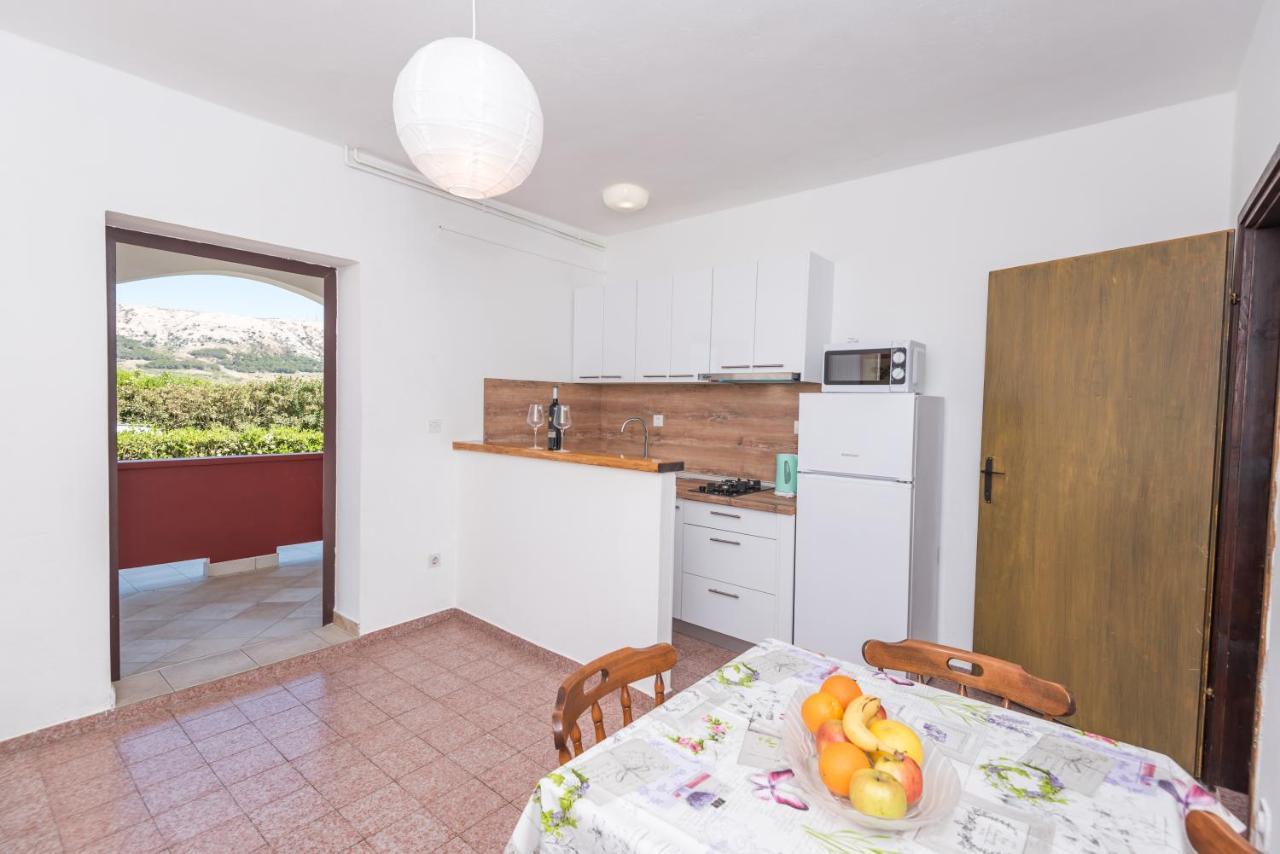 Apartment Plemic Đảo Pag Ngoại thất bức ảnh