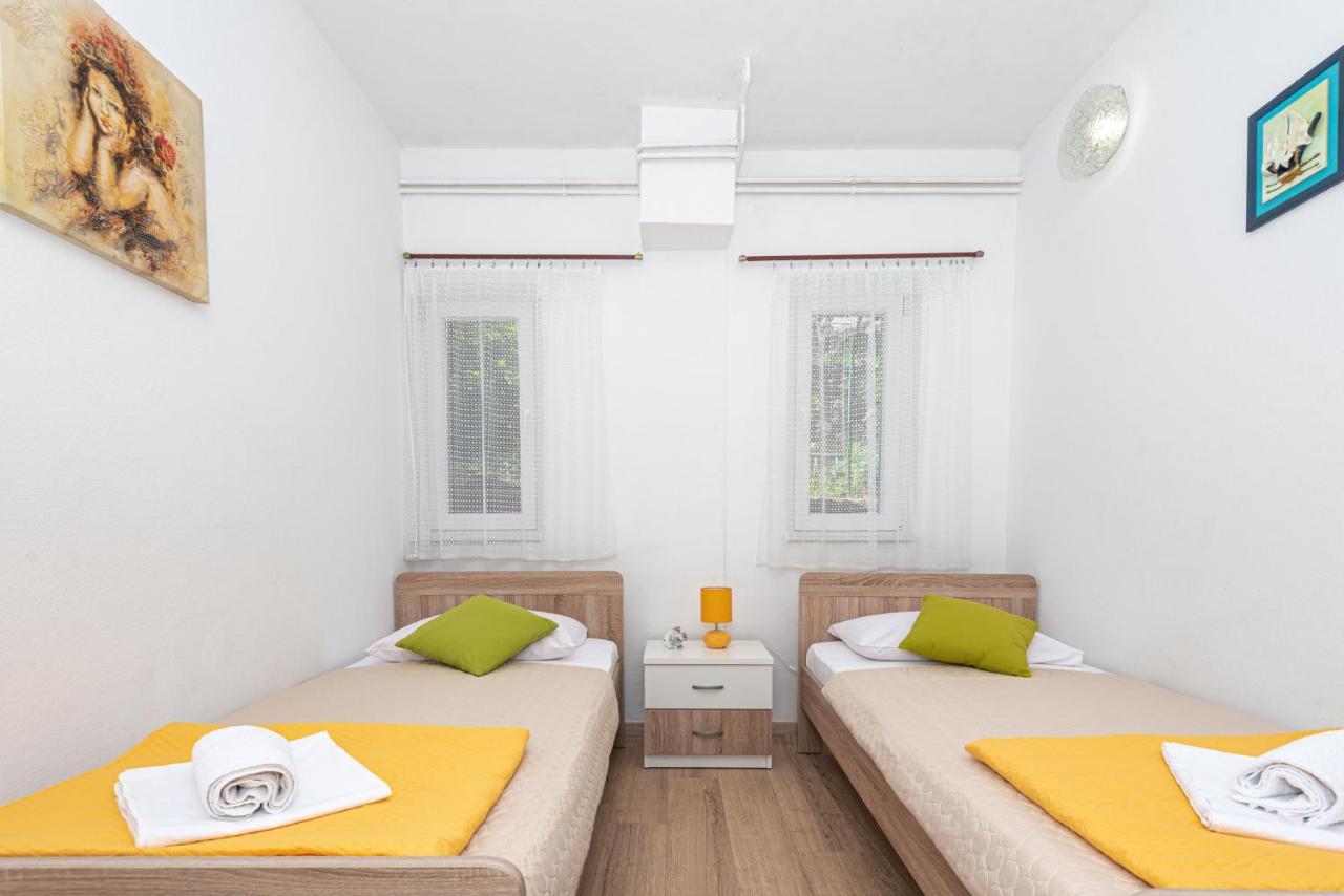 Apartment Plemic Đảo Pag Ngoại thất bức ảnh